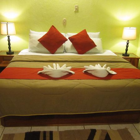Hotel Jaguar Inn Tikal Luaran gambar