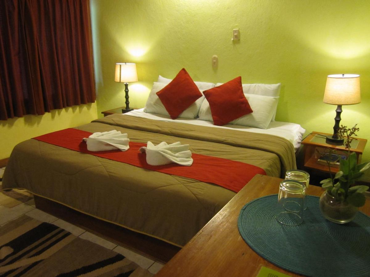 Hotel Jaguar Inn Tikal Luaran gambar